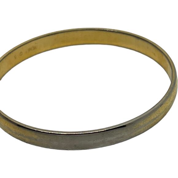Vintage Monet Gold Tone Bangle Bracelet Classic Simple Round Minimalist 80s - Picture 6 of 7